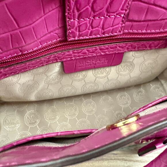 NWOT Michael Kors Croc Embossed Dillon Leather Handbag Satchel NO LONGER STRAP - Picture 13 of 13